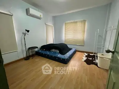 1038984.7.jpg