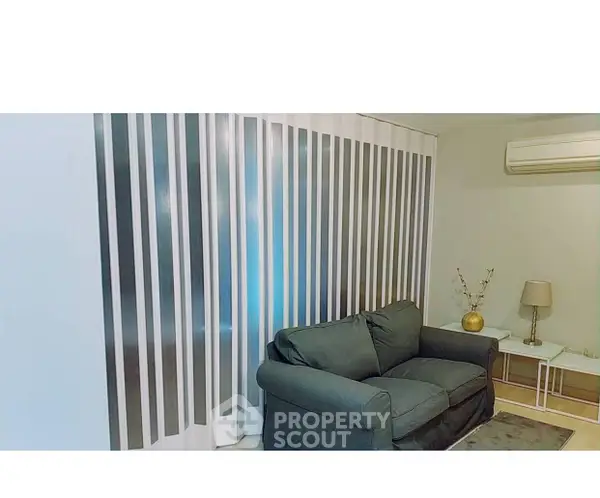 image_rental-5270819