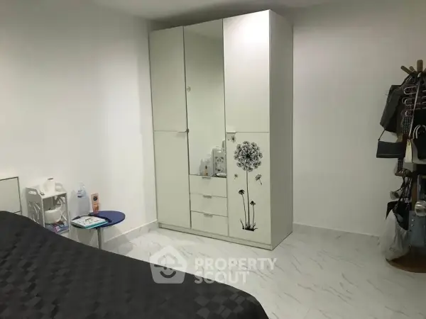 image_rental-31003131