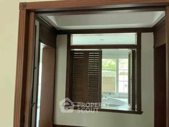 image_rental-28833388