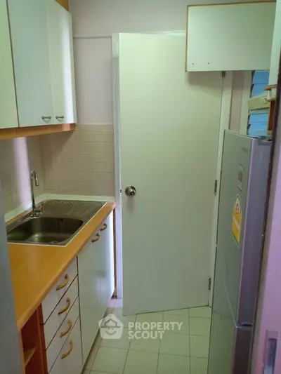  2 Bedrooms Condo at Lumpini Place Water Cliff-3