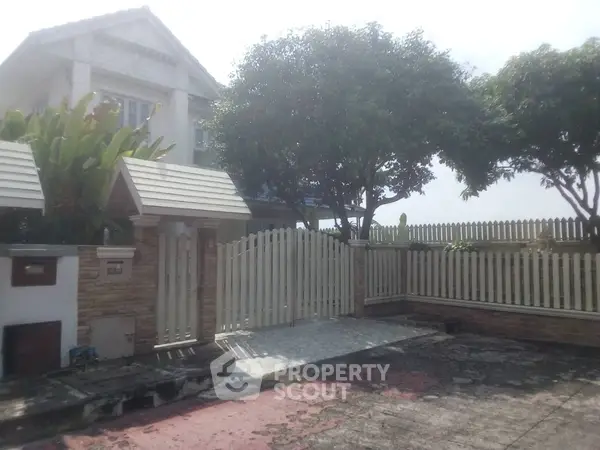 image_rental-7435356