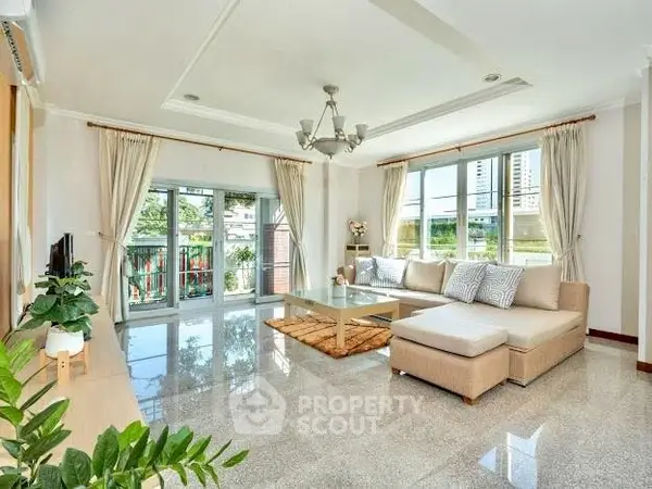 image_rental-28097061