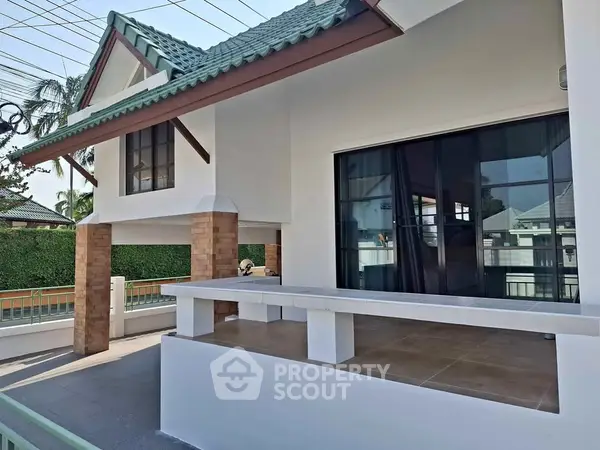 image_rental-28248472