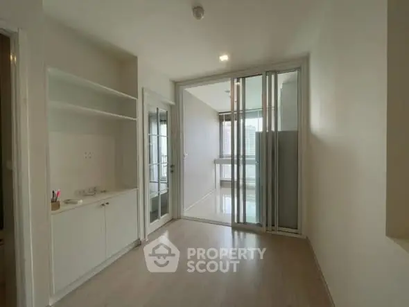 image_rental-27795405