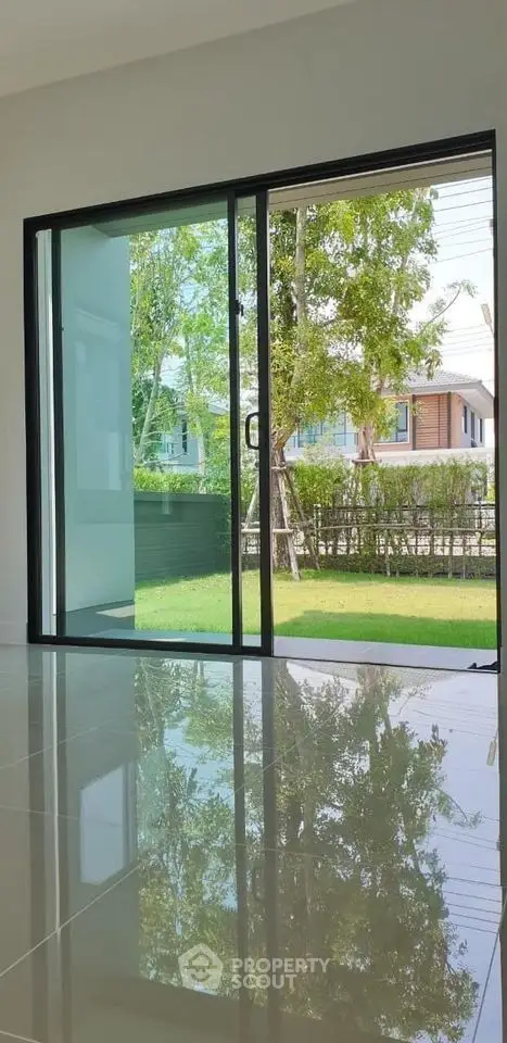 image_rental-14022896