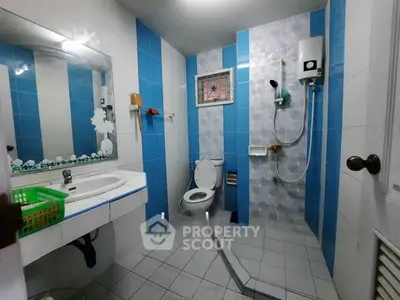 35b8025e441826e8addb535dea7f66a7-Photoroom.png