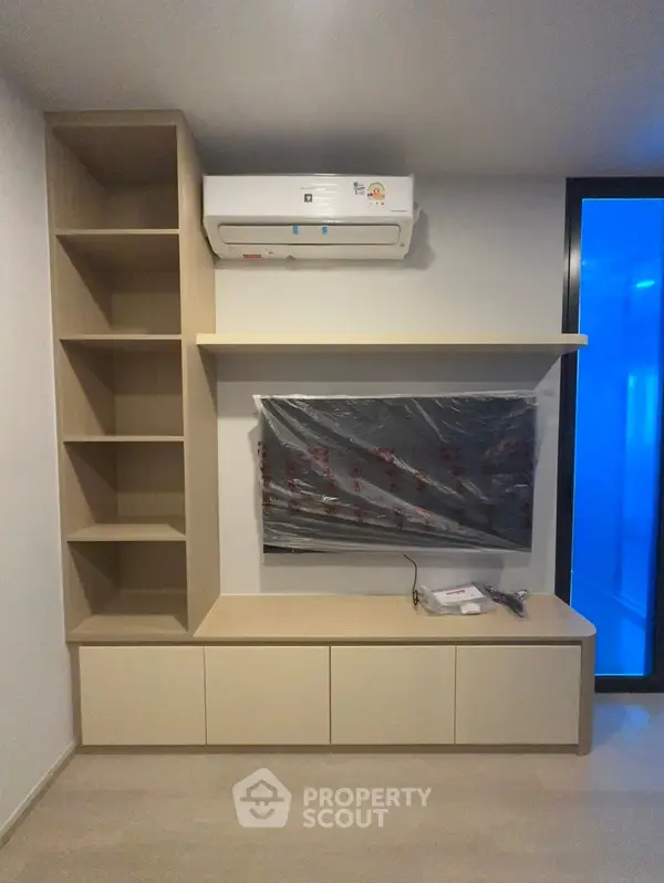 image_rental-28436082