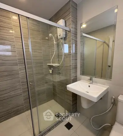 Screenshot 2568-12-16 at 20.31.06.jpg