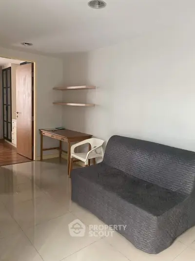  1 Bedroom Condo at Zenith Place Sukhumvit Condominium-5
