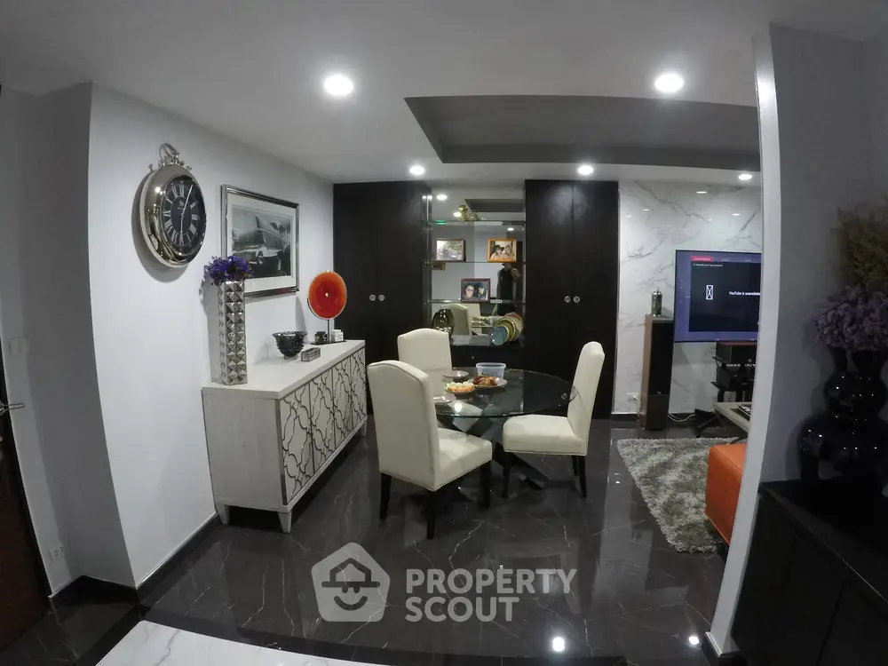  2 Bedrooms Condo at The Garden-1