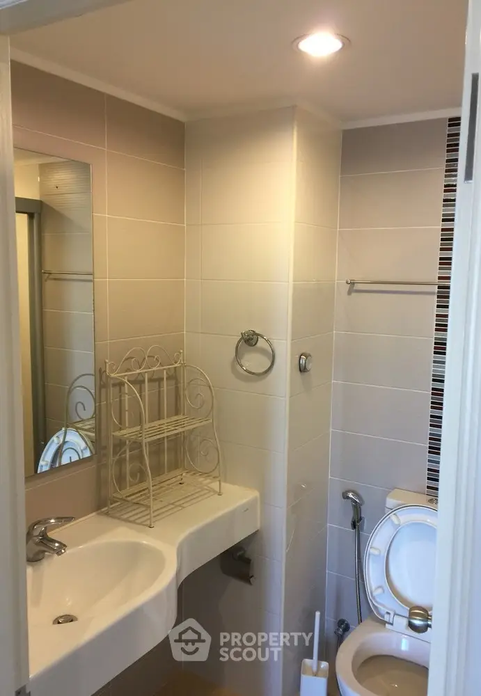  1 Bedroom Condo at Lumpini Place Rama 9 Ratchada Phase 1 2-1