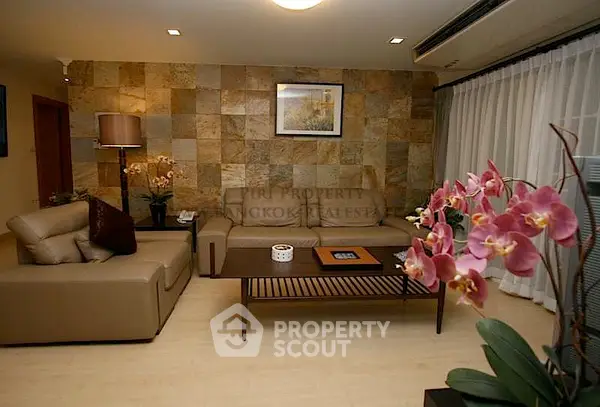 image_rental-5253348