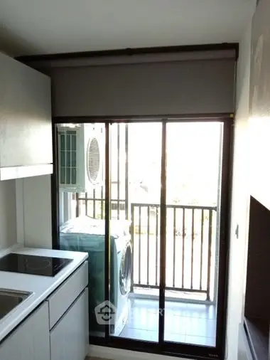 image_rental-6108478