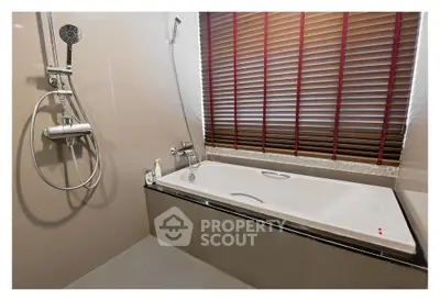  1 Bedroom Condo at The Crest Sukhumvit 34-4