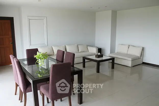 Fully Furnished 3 Bedrooms Apartment at Baan Thirapa Apartment-1