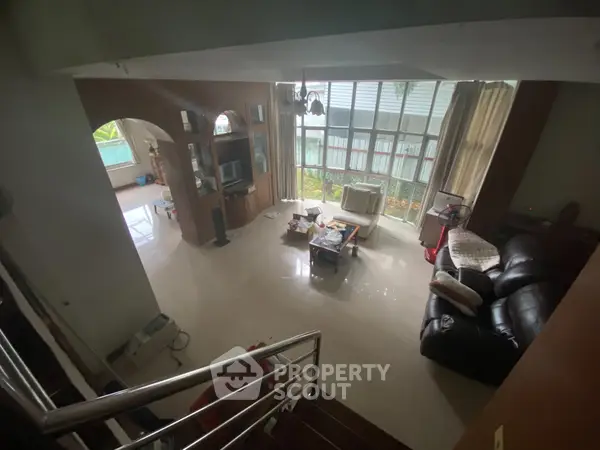 image_rental-8330719