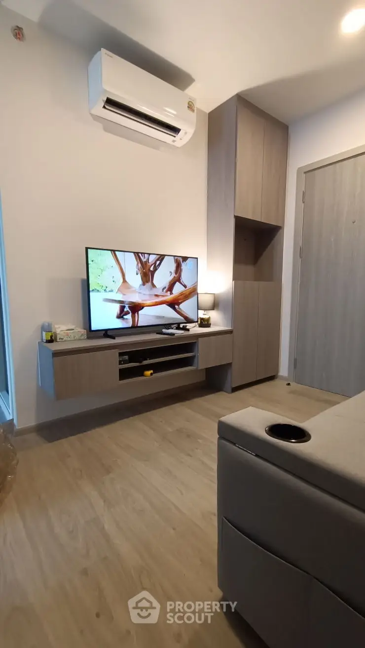 Modern living room with stylish decor and comfortable seating