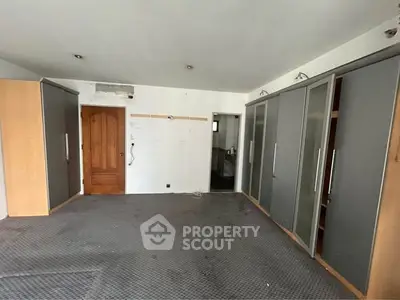 image_rental-28832522