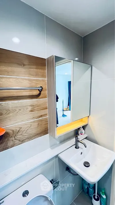 Modern bathroom with sleek design and stylish fixtures