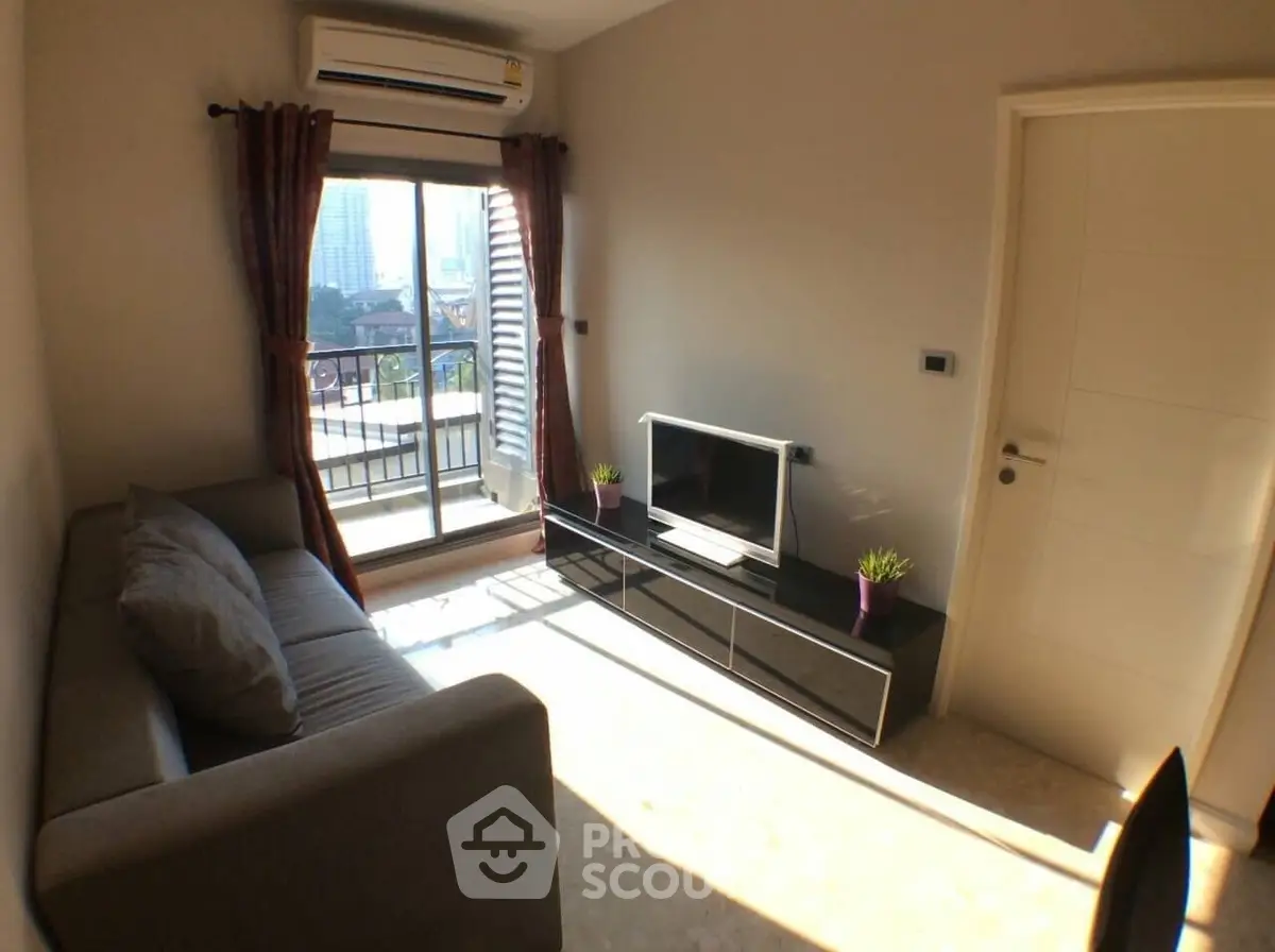 1 Bedroom Condo at The Crest Sukhumvit 34-1