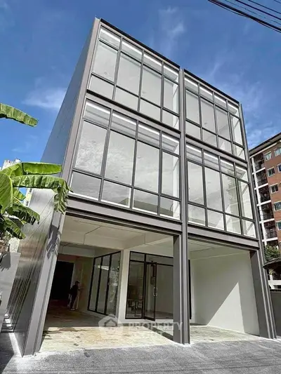 image_rental-28144166