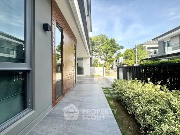 image_rental-28200141