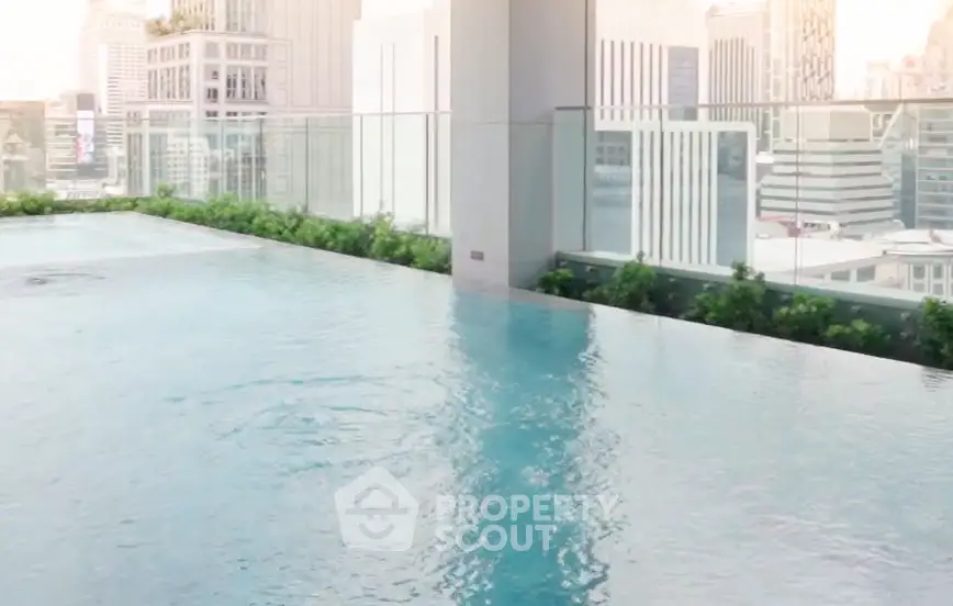 Tonson One Residence