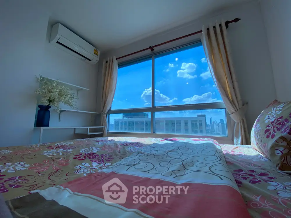  1 Bedroom Condo at Lumpini Park Rama 9 Ratchada-1