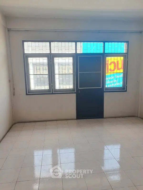 image_rental-28523612