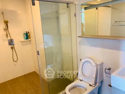  1 Bedroom Condo at The Room Sukhumvit 21-2