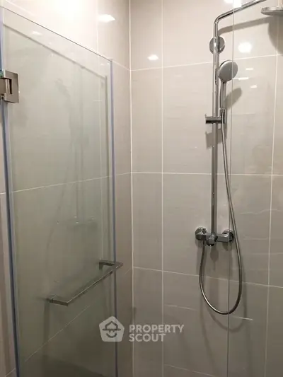 1 Bedroom Condo at Park Origin Phrom Phong-4