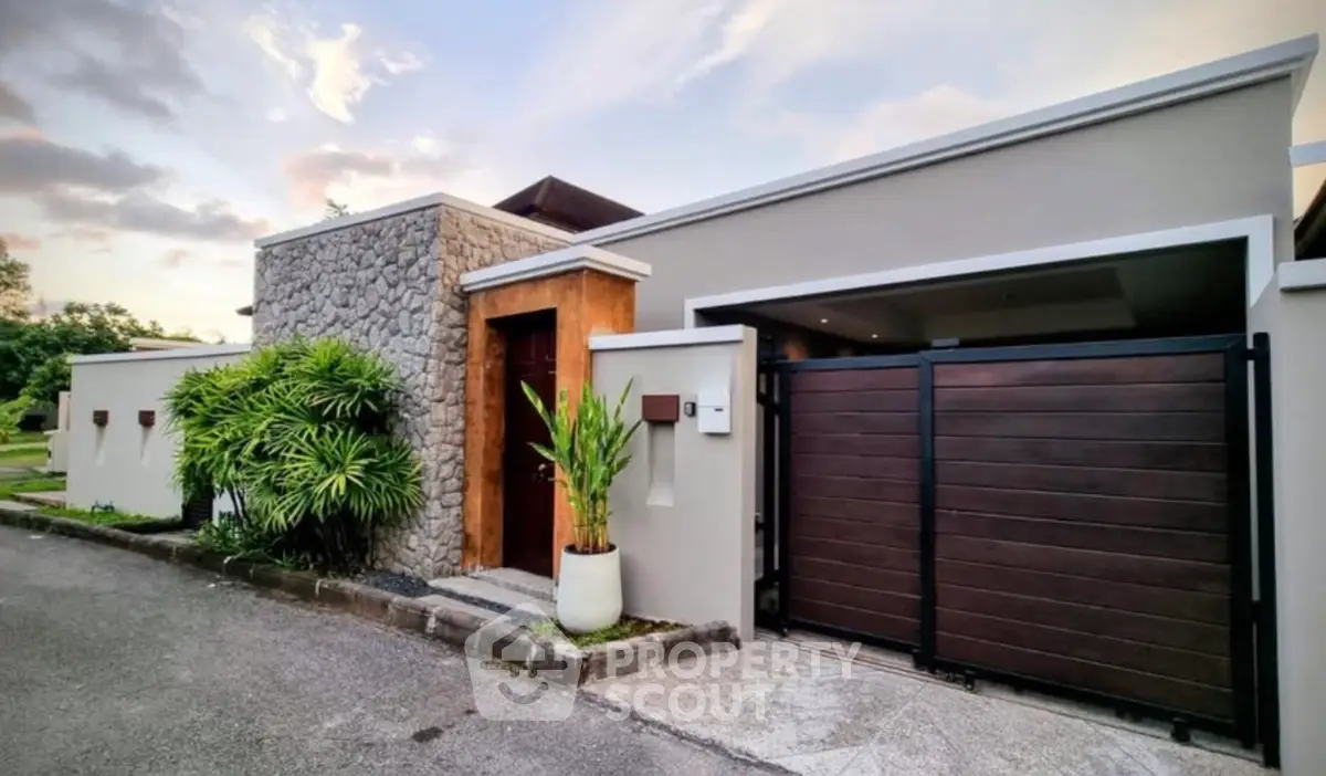 Screenshot 2568-11-04 at 11.36.25.jpg