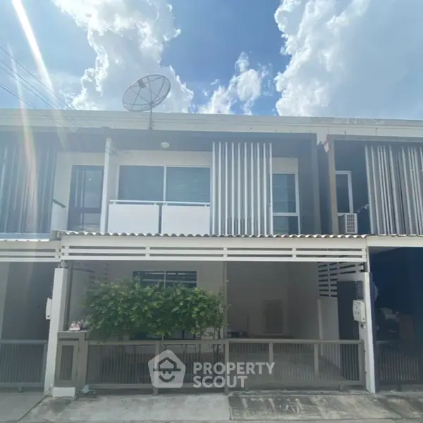 image_rental-7049718