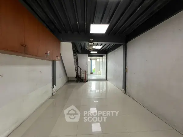 image_rental-24577263