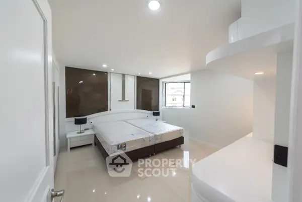 image_rental-36002725