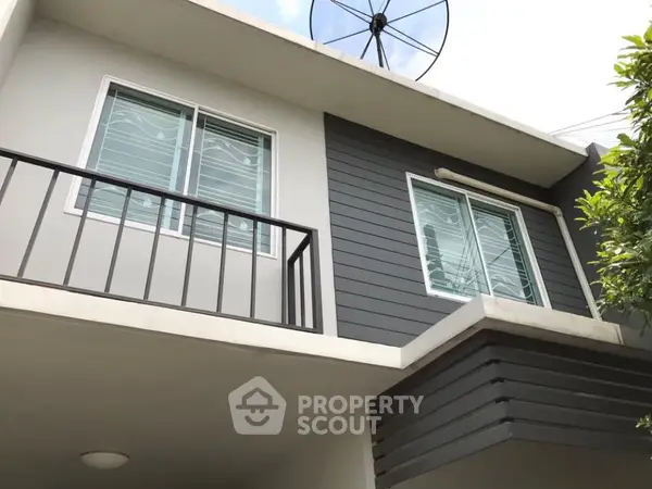 image_rental-7838245