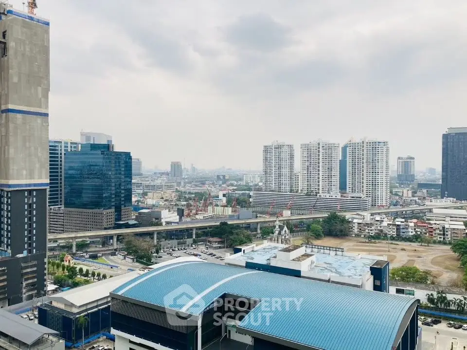 Stunning cityscape view showcasing modern high-rise buildings and urban skyline.