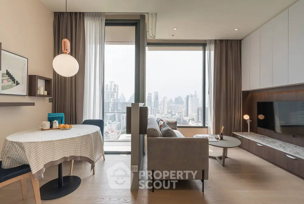  2 Bedrooms Condo -1