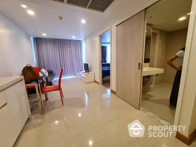  1 Bedroom Condo at Downtown 49 Sukhumvit-2