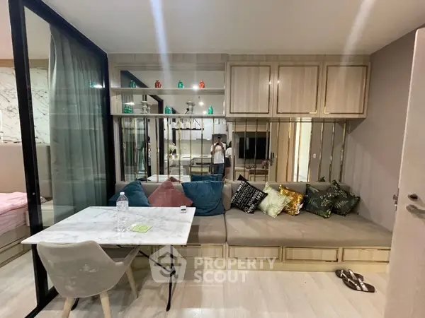 image_rental-24280214