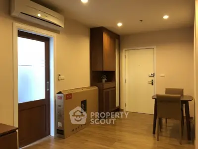  2 Bedrooms Condo at The Tree Interchange-7