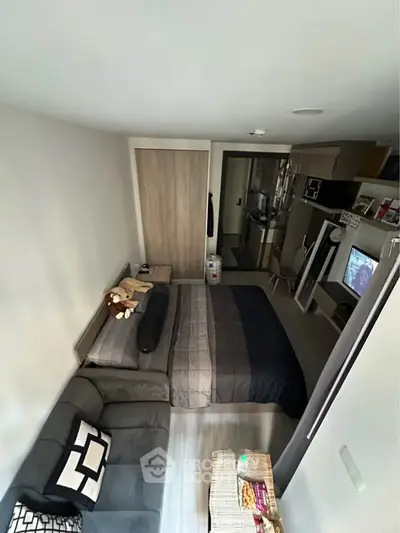 image_rental-31003705