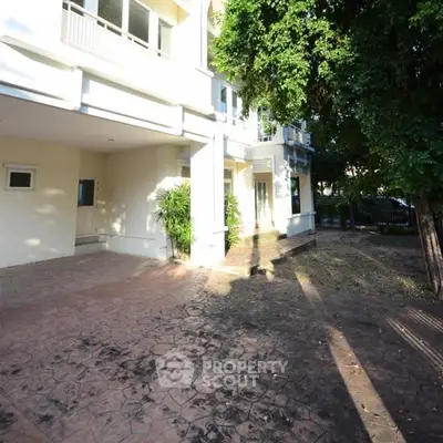 image_rental-29310663