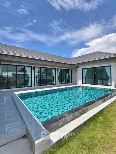 image_rental-29635534