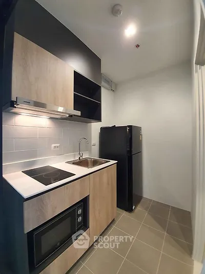1 Bedroom Condo at The Base Phetkasem-5