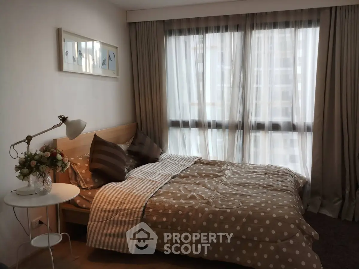 Fully Furnished 1 Bedroom Condo at Ideo Sathorn Tha Phra-1