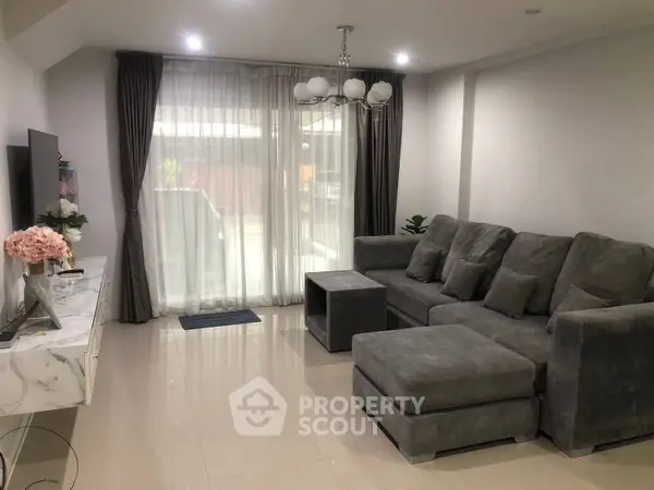 image_rental-31207899