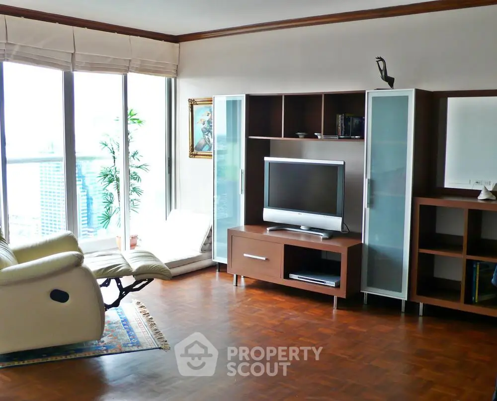  1 Bedroom Condo at Silom Suite Condominium-4