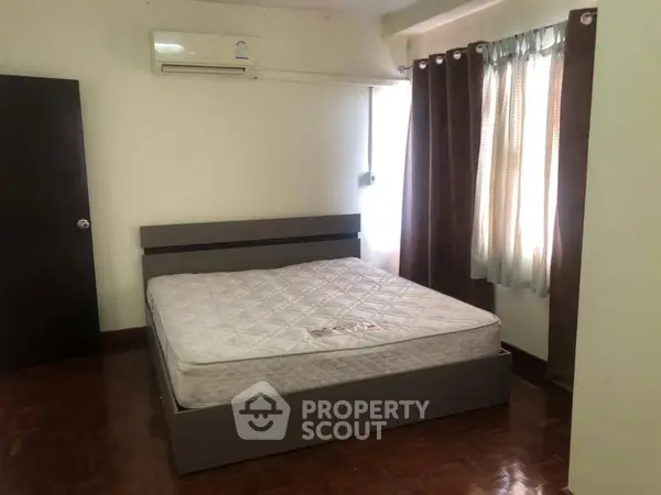 image_rental-5077947